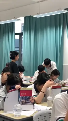 REAL LIFE BL IN CLASSROOM.😍 #boyxboy #bl #yaoi #douyin抖音 #schoolbl #fypシ゚viral 