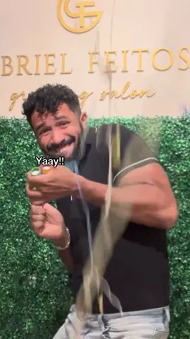 #ad May is #SmallBizSuccess Month! To celebrate, let’s share our wins and inspire each other in the comments! Check out @QuickBooks for more inspiring stories.