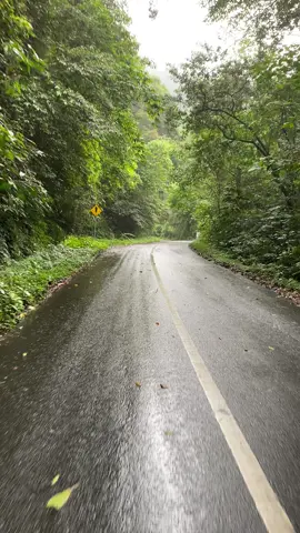 🥶😶‍🌫️.  #vibeshujan #motormatic #sinematik #VideoVibesEstetik #aerox #modifikasimotor #cinematicmotor #pinjamsound #cinematicvideomotor #trendmotor #vlognaikmotor #cinematicanakmotor #motorvlog #editvideoestetik #capcutedits #motorcycle #trendnaikmotor 