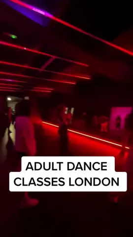 This ones for all the adults who wish they took dance classes, this is the perfect place for you to start!! At Your Beat has something for everyone and is well worth the classpass credits 💃🏽 #londonthingstodo #freethingstodoinlondon  #londondance #londonfitness #classpass 