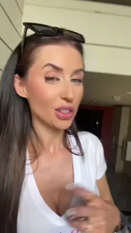 Whats the secret to a healthy heart?  #cardio #stairclimber #FitTok #fitnessmotivation #fitnesstips #cardioworkout #takethestairs #healthytok #healthylife #womenwholift #outofbreath 