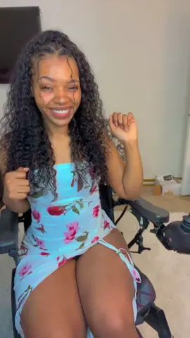 I see no lies @Vette 😏 #disabled #prettygirlwalk #comedy 