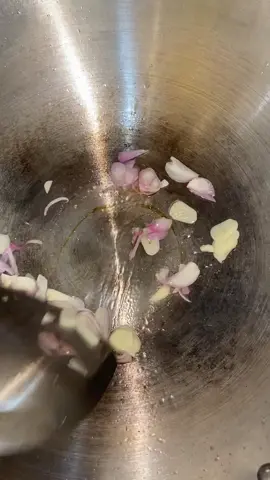Sayur bening gini seger banget#sayurbeningbayam#sayurbenibayamtogewortel#sayurbening#masakanrumahan#masakansederhana#menuseharihari#tanjungpinanghitz#kontenmasakmasak 