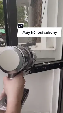 Máy hút bụi sokany không dây sẽ là lựa chọn hoàn hảo cho những bác nào nhà rộng và phải dọn dẹp nhiều chỗ😜 #xuhuong #mayhutbui #mayhutbuicamtay 
