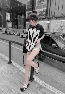 Quần jean short cực xinh cho các nàng đi cháy phố🐒#WooDungDieu #quânshort #girlphố #fypシ #xuhuong 