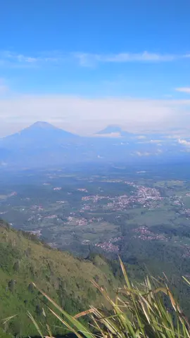 punya kenangan apa disini ?