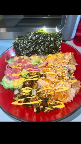 Food dump 😮‍💨🤤 Meals present: Smothered curry chicken/veggies Chocolate peanutbutter cupcakes Tortilla soup Salmon (blackened / sweet chili) Cajun chicken and shrimp pasta Salmon rice bowl Blueberry Dutch baby Frittata Banana bread/muffins #bestsandwichever !!! #SpringIsHere #globalcooking #caribbean #hispanic #baking