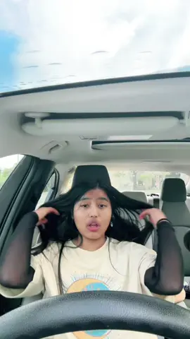 ¿Me revisaste? Si ? #soltiniyt #fypシ #bymyself #cute #nepalitiktok #selfconfidence #yabeshthapa 