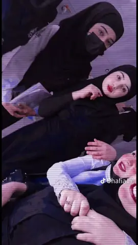 صور صديقات مدرسه🌚😍