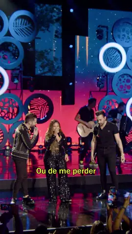 MANDA UM OI aí nos comentários pra gente ver quem vai passar o dia ouvindo nossa nova música 😍 #guilhermeebenuto #simonemendes #mandaumoi #musicanova 