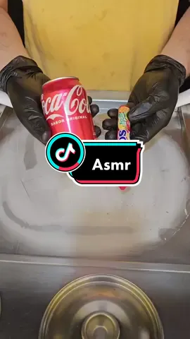 #sorvete #sorvetetailandes #asmr #icecream #food #sorvetenachapa #sorvetetailandes #asmrsounds #asm #gelatosrolls 