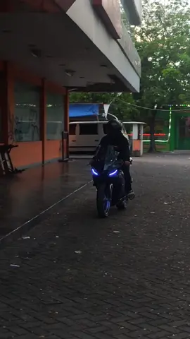 busetttdahh#r15v4#r15#r15v4indonesia#r15v4gank#r15v4black#r15v4lovers#fypシ#fyp 