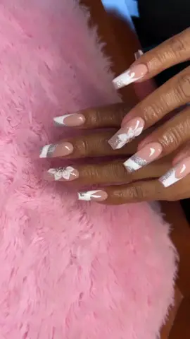 Nails of the day.. can i get s like guys #fyp #nails #viral #nailsets #prettynails #nailtech #nailsartvideos 