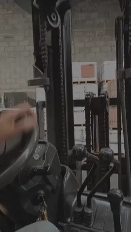 YangForklift²Aja #besituamenolakpunah #aesthetic #keramikbalap #forkliftoperator 