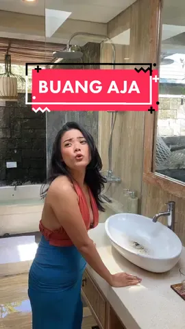 Kasian.. 😢 .  #lucu #fyp #couplecomedy #suamiistri #ngakak #sedih 