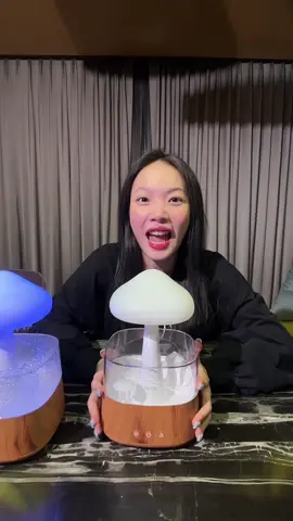 โคมไฟสร้างเสียงฝน ASMR 