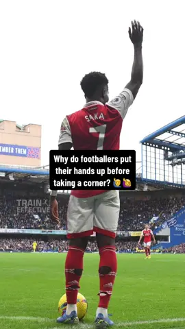 It’s all part of the tactics 😉  #corner #footballtactics #soccertactics #epl  