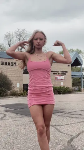 “Destyni if you want food get in the car!!”💪