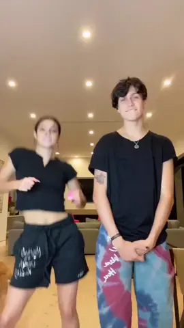 #charlidamelio #lilhuddy #chasehudson #chacha #fyp #fypシ #fypage #fypシ゚viral #fypdongggggggg #trending 