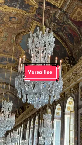 Can you imagine what it must’ve actually been like? 😍✨ #versailles #versaillespalace #chateau #chateauversailles #palace #traveltiktok #traveldiaries #parisvibes #royalcore #princesscore #marieantoinette 