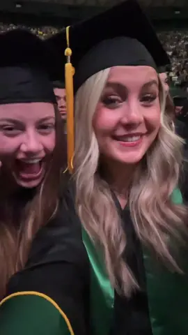 the best four years 🤍 #bayloruniversity #baylor #baylorbears #graduated #graduation #collegegraduate #collegegraduation #college 