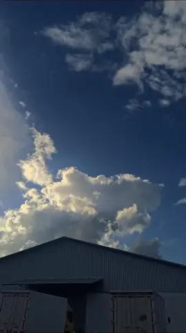 lu keren bang @Davisiumbing @𝐁`𝐀`𝐒🍁 #CapCut #liriklagu #templatecapcut #videostorywa #LaguDenganLirik #davisiumbing #kerasnyakota #fyp 