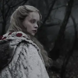 sleepy hollow #sleepyhollow #sleepyhollowedit #TimBurton  #edit #edits #filmedit #viral #trending #xyzbca #christinaricci #johnnydepp #fyp #fyps) #foryoupage #fy #timburtonedit 