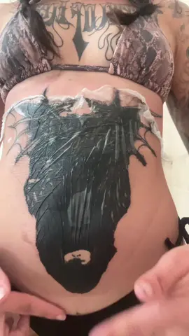 Dont come at me for how i take my saniderm off thanks