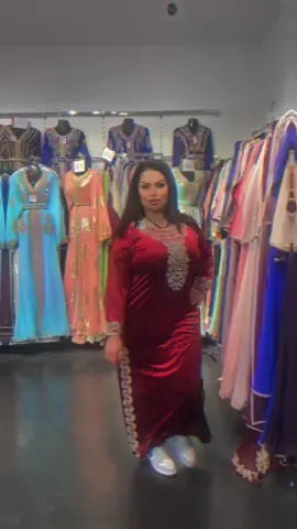 الثلاثينية تاج وباج 🥹🙂  #اكسبلور #سايكوميمز #رقص #ترند 