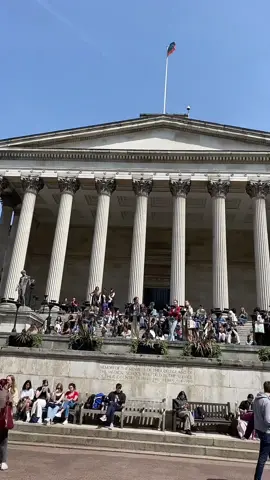 Day in the life of a chemistry Ph.D. researcher presenting at the University College London👩🏻‍🔬 #fyp #foryoupage #london #UCL #universitycollegelondon #Science #chemistry #phd #scientist #conference #STEM #steminist #womeninstem 