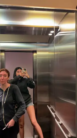 mami limpiandome el buzo 💗 13/12