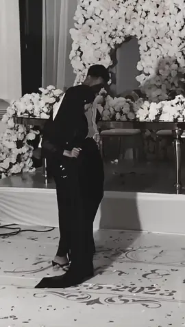 😂cabdi hadadan jaasi aqoon shooldeyda ka fogow #foryou #somaliticktok #foryourpage #couple #Love #wedding 