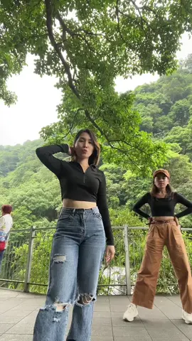 di na nagkasundo ung mga back ups😂#tiktoktaiwan #taiwantiktokers #fyp #🇹🇼 
