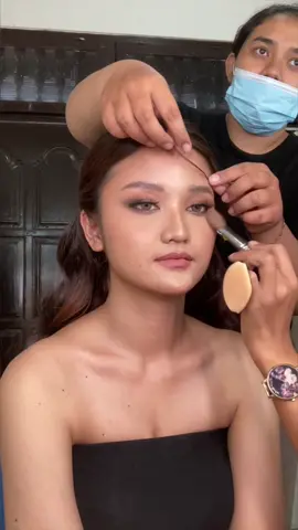What do you think gaes? #makeuptutorial #preweddingmakeup #makeuptipstiktok #muabaliwedding #makeupartistbali #baliweddingmakeup #balimakeupartist #beauty #makeuptransformation #makeupweddingbali #kursusmakeupbali 