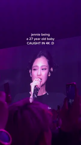 jennie’s fake crying LOL how many times have you rewatched this? yes. #blackpink #jennie #bornpink #bornpinksingapore #bornpinkworldtour 