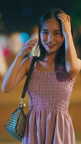 Street photo Beautiful 🇻🇳Vietnam girl #streetphotography #streetphotographytrend