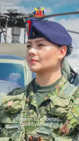 ¡Mujer tu que todo lo puedes!  Eres símbolo de coraje, paciencia, amor, inteligencia y disciplina.  ¿ Quien es tu mujer favorita?  Comenta 🌹   #SiempreFirmes #Soldados #MujerMilitar #AprendeConTikTok #foryou #viral #Army #Madre #Colombia #Feliz #ConstruimosPatria 