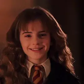 No context but you know what i mean 😏 #harrypotter #hermionegranger #ronaldweasley #foryou #fypシ #fyp #edit 