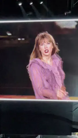 she was mad as hell. #taylorswift #erastourphilly 