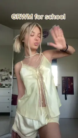 sporty today #schoolfit #cleangirloutfit #outfitinspo 