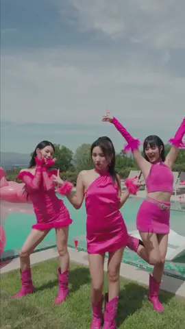 I’m a 퀸카 💖 #QueencardChallenge 👑  #여자아이들 #GIDLE #퀸카 #Queencard #퀸카챌린지 #MIYEON #미연 #MINNIE #민니 #SOYEON #소연 #I_feel  