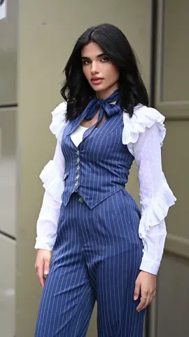 Photoshooting with @رانيا العبدلله  #Photo #viral #portraitpage #Shooting #pictureoftheday #white #Model #Photographer #germany #fashion #posing #style #StreetStyle #models #dress 