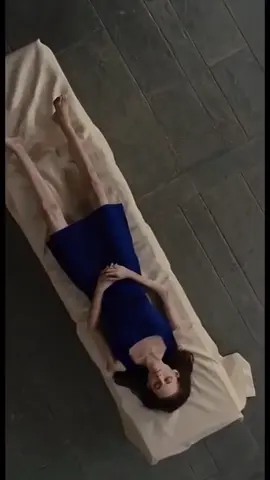 Transformação de bella 🩸🧛‍♀️🦇#crepusculo #twilight ##amanhecer #amanhecerparte1 #bellaswan #cullenfamily #cullen #transformação #vampiro #kristenstewart #robertpattinson #jacob #renesmee 