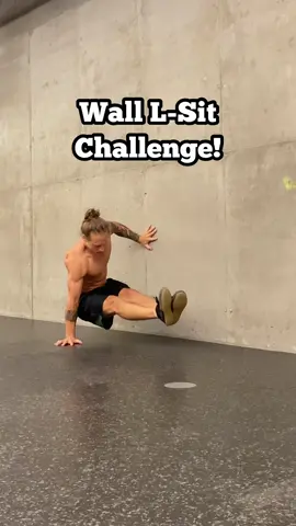 Challenge of the day! Who can do it? 🔥 ⠀ What is needed? Core strength, shoulder strength and a solid wall 😄 ⠀ Give it a try 💪🏼  #bodyweighttraining #workoutmotivation #fitnesschallenge #bodyweightexercises 