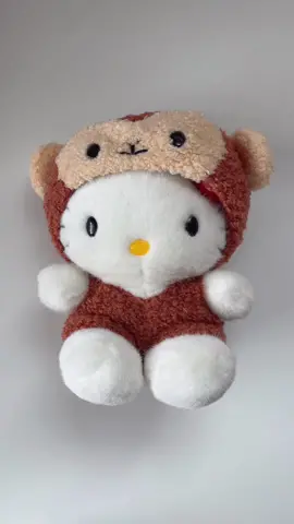 i love monkeys🥹 and hello kitty 🐒🎀🩷 #hellokitty #hellokittylover #sanrio #hellokittyplush #hellokittygirl #hellokittyplushies #hellokittytiktok #sanriotiktok #monkeysoftiktok #foryou #fyp 