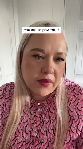 #spiritualtiktok #fyp #lifecoach #energyhealing #lifecoaching #uktiktok #mondaythoughts #influencersuk #letmeknow #foryoupage 