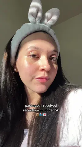 packages I received with under 5k 📦💓 #microinfluencer #under5k #giftedcollab #collabs #beautycollabs #makeupreview #beauty #selfcaretiktok #contentcreation #opentocollabs 