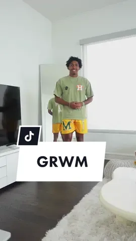 GRWM to hang out with the boys 🔥 #summerstreetwearfits #calivibes🌴🔥 #htownstreetwear #houstonfashionstylist #blackmen 