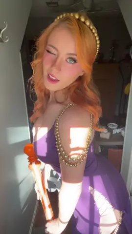 Who wouldn’t want Nami on their crew? #onepiece #namiswan #namicosplay #onepiececosplay #nami #cosplayer #cosplay 