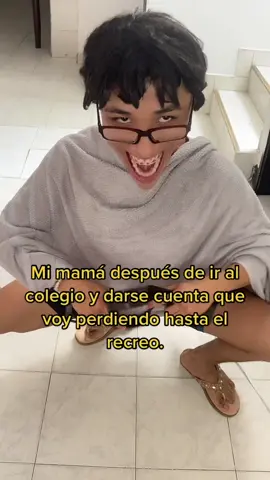 Mi mama me tiraba era a quedar sin alientos 🩴😅#viral #comedia #humor #comedyindia #cotidiano #mama 